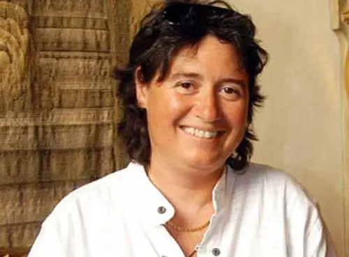 L'assessore renziana con 14 case che vive in affitto dalla Diocesi