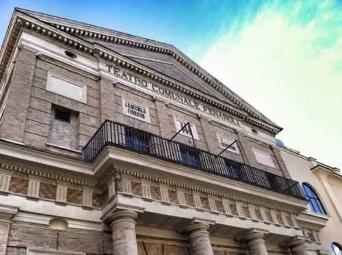 Rimossi tre fasci littori dal palazzo di Lanciano: ha vinto la linea Boldrini