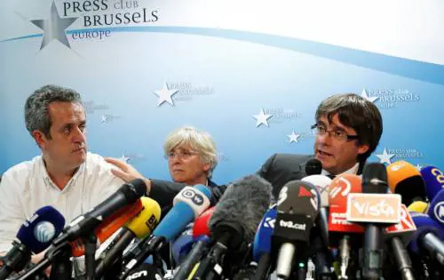 Ordine cattura per Puigdemont. Il governo catalano in carcere