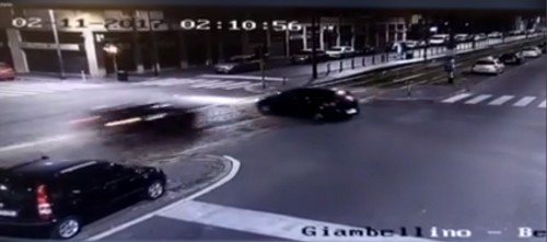 Milano, fuga stile "Fast and furious": inseguimento e schianto choc