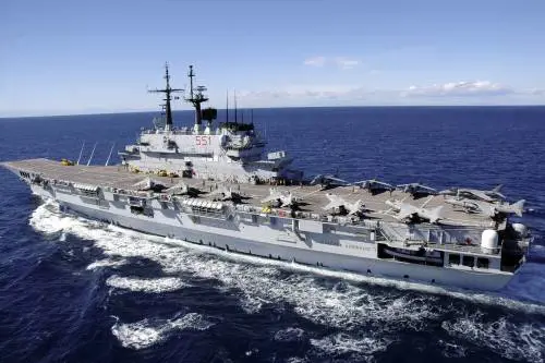 Cambia il nome della nuova nave: bufera in Marina, l'ira di Trieste