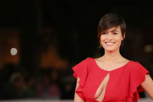 Alice Sabatini, scollatura maliziosa