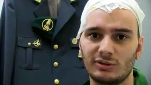 Insegue trafficante tunisino e cade da un tetto