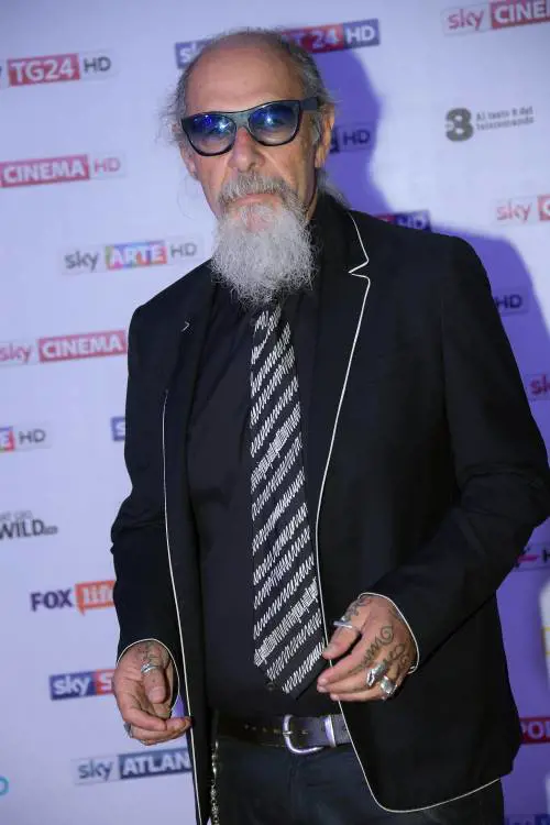 "Dago in the Sky" la nuova stagione cambia il look