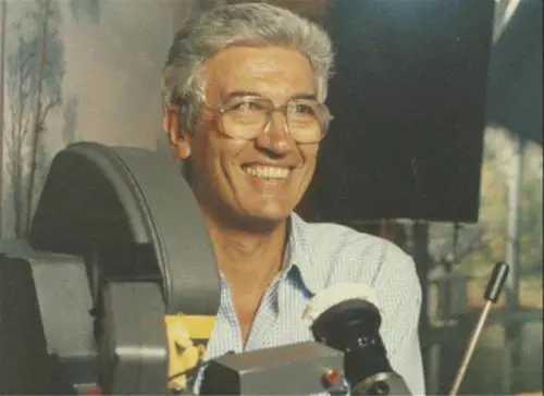 Coscelunghe, cannibali e allenatori nel pallone. Il lungo film della vita di Sergio Martino