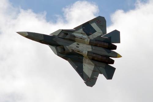 Su-57, ecco il caccia stealth che mancava alla Russia di Putin