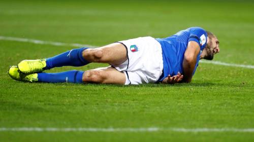 Svezia-Italia, Chiellini e quella "sceneggiata" in campo
