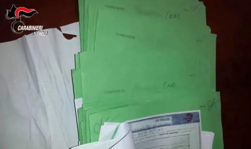 Così funzionava la fabbrica (illegale) della cittadinanza italiana