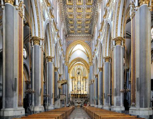 Solo un italiano su quattro frequenta i luoghi di culto