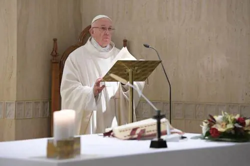 Così la sinistra strumentalizza Papa Francesco