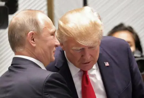 Trump "braccato" dalla Cia. Ecco perché non ha incontrato Putin