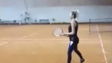 Diletta Leotta incanta i fan giocando a tennis