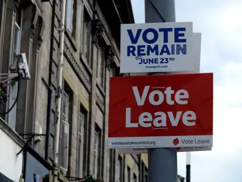 Gli hacker russi sulla Brexit: "Per il voto 45mila messaggi"