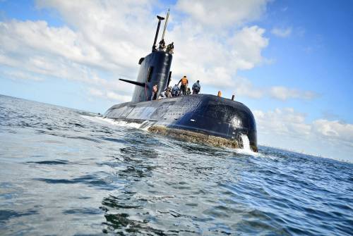 La Marina argentina conferma "Esplosione a bordo del San Juan"