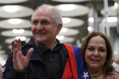 "Il dittatore Maduro teme pure le parole"