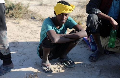 La sconfitta dell'Italia in Libia: altri migranti e addio al petrolio 