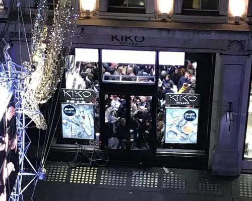 "Spari nella metro di Londra", panico dopo un falso allarme