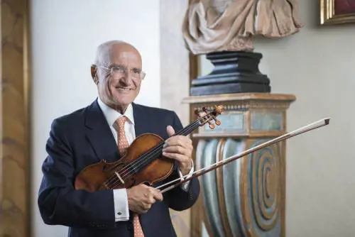 "Io suono col sorriso. La musica è emozione e non solo tecnica"