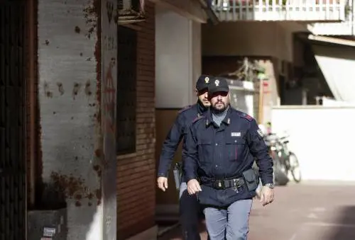 Elezioni, corsa alle candidature: così la polizia entra nelle liste