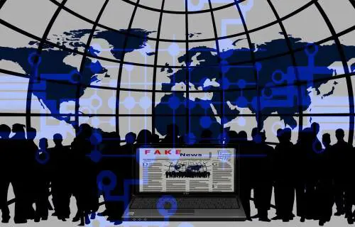 YouTube leva gli scudi contro i complottisti grazie a Wikipedia