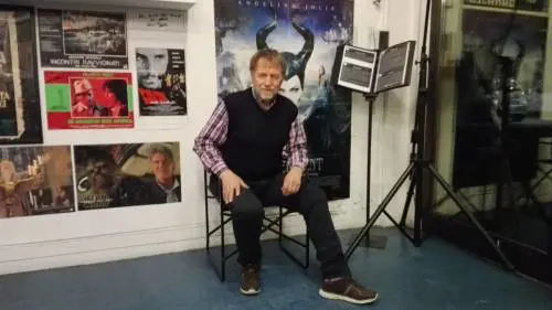 Risorge a Greco il museo delle locandine dei film Migliaia i poster in mostra