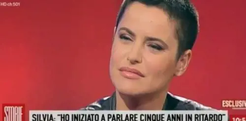 Il dramma di Silvia Salemi: "Ho perso una sorella e la voce"