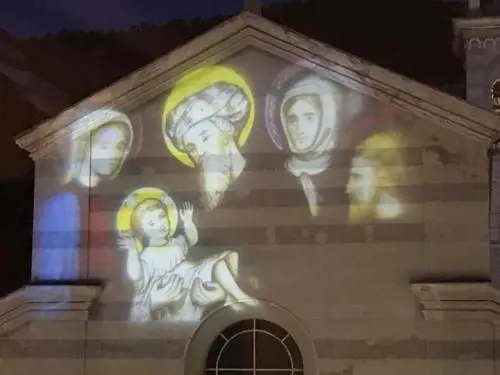 La Natività sulla chiesa di Sant'Agostino a Ventimiglia