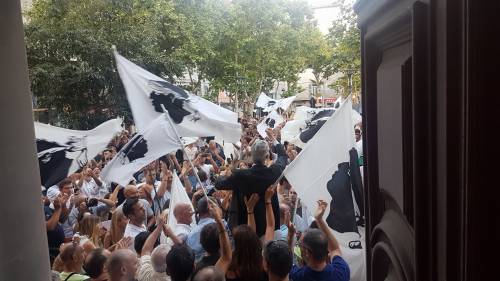 La Corsica travolta dall'onda autonomista: "Parigi cambi la Carta"