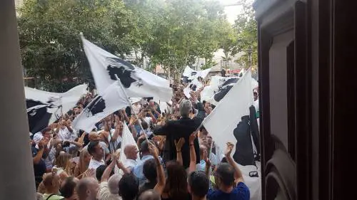 La Corsica travolta dall'onda autonomista: "Parigi cambi la Carta"
