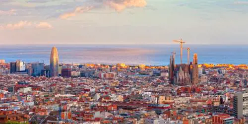 Tutti in fuga dal centro alla periferia