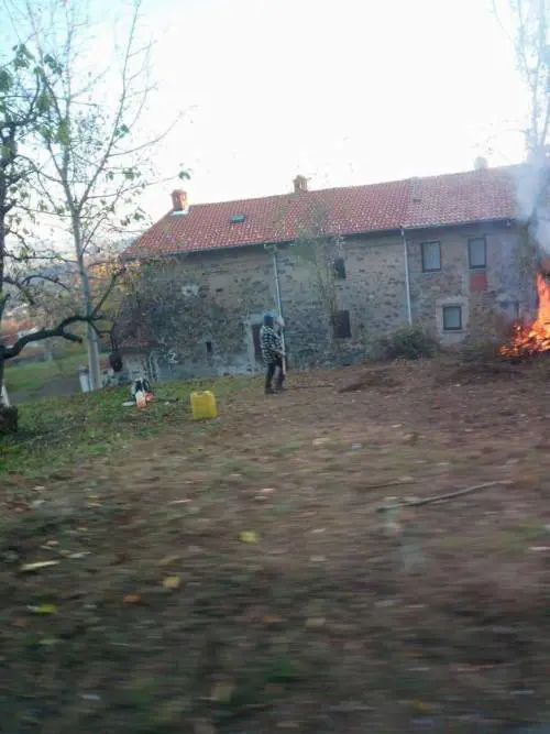 I lavoretti dei migranti a Pettinengo