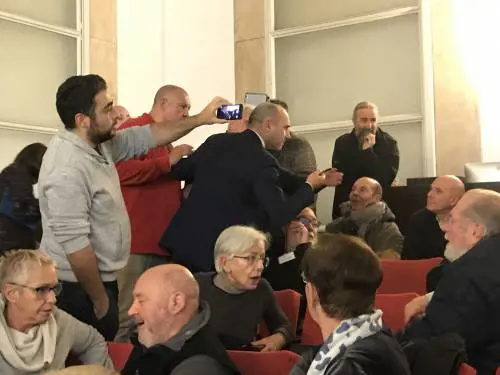 C'è la mozione "antifascista" Partigiano insulta la Lega