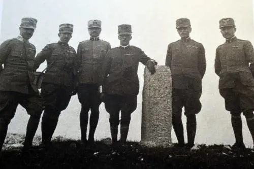 Un gesto che chiude i conti con la Storia
