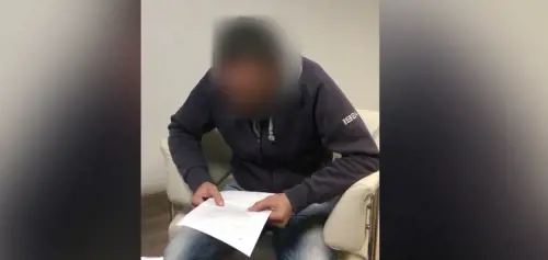 La gogna mediatica che piace ai grillini: video di scuse per chi offende i vigili