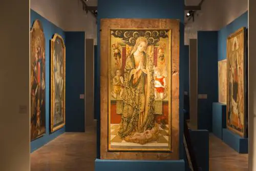 In mostra i grandi dipinti miracolati dal terremoto