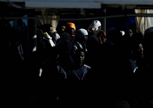 Migranti, Natale drammatico: due barconi dispersi in mare