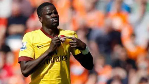 Ex Arsenal, Eboué sul lastrico: il Galatasaray gli tende la mano