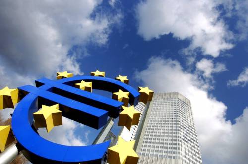 La Bce non segue i falchi: aumento di 75 punti dei tassi