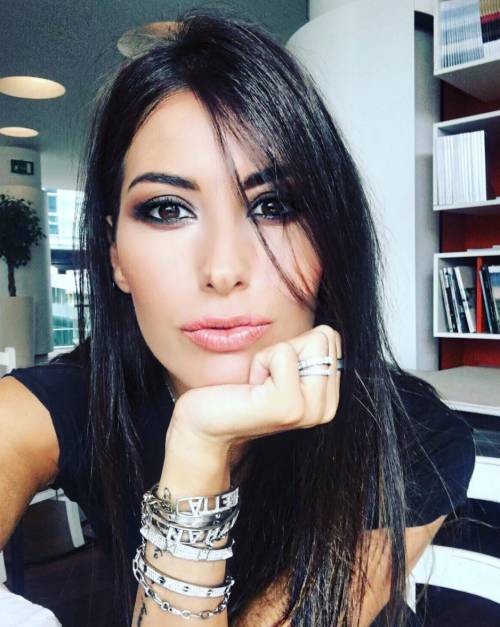 FOTO Elisabetta Gregoraci Topless Su Instagram Il Giornale foto-elisabetta-gregoraci-topless-su-instagram-il-giornale