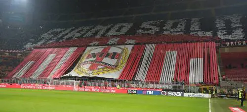 Milan-Inter, un tifoso rivela: "Aggredito verbalmente e costretto a togliere la sciarpa nerazzurra"