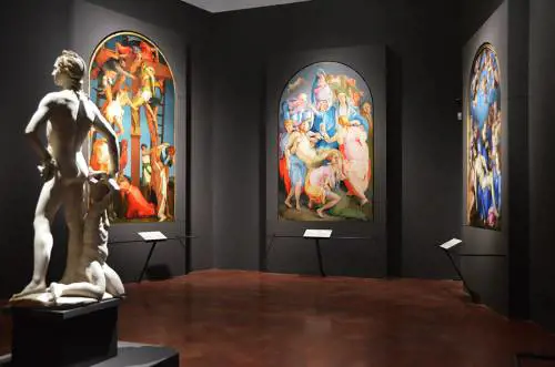 Un anno vissuto ad arte: Urs Fischer è il flop Damien Hirst il top