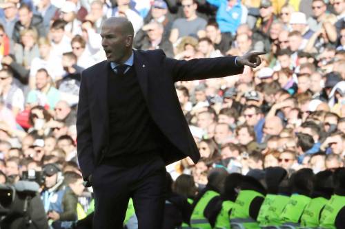 Zidane, «ruleta» sbagliata Dalle stelle alle stalle «Col Psg mi gioco il Real»