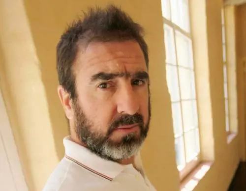 Eric Cantona torna a far parlare di sè