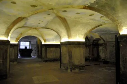 A tavola (fredda) nel museo tra spicchi di storia e sapere