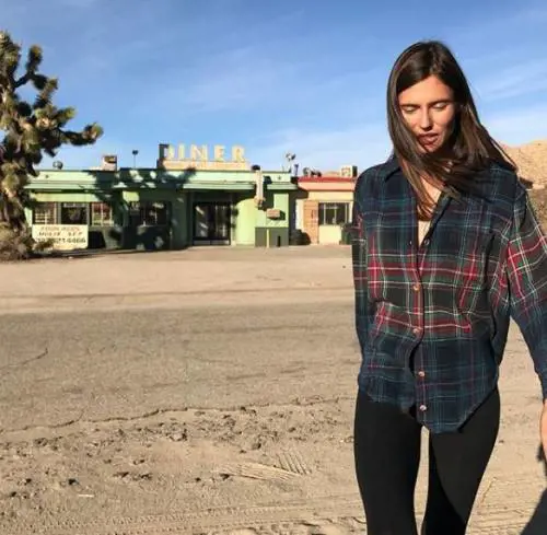 Bianca Balti cancella le foto con il marito. Matrimonio finito?