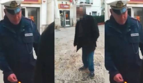 Bari, vigile urbano lancia un petardo contro un disabile e poi ride