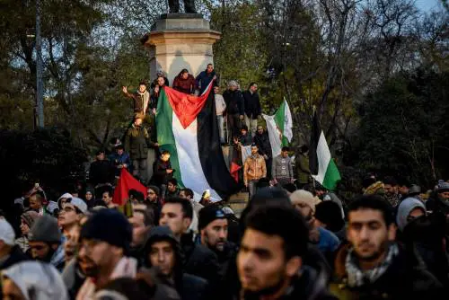 Caccia ai fanatici antisemiti. La Procura al lavoro sui video