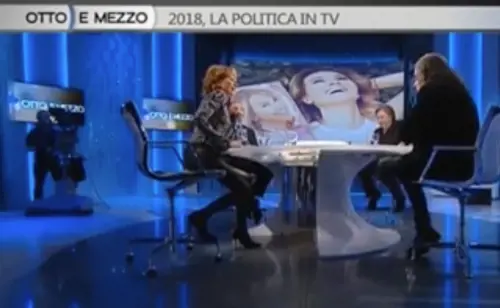 La frase choc a Otto e Mezzo: "Barbara D'Urso peggio dell'Isis"