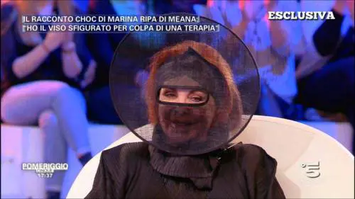 Il coraggio di mostrare la sua bellezza sfiorita