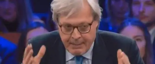 Lite con Cecilia Strada: ora i grillini chiedono le dimissioni di Sgarbi